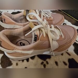 NikeWaffle Debut  Pink and White Sneakers with Suede Upper